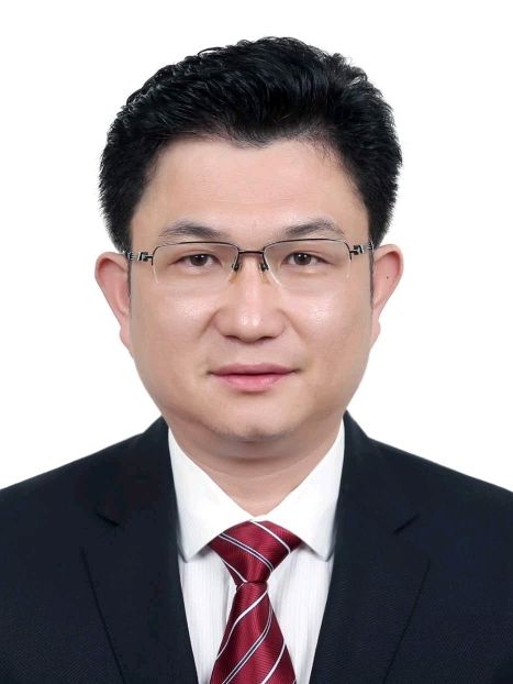鄭華(浙江省紹興市委統戰部副部長、市工商聯黨組書記) 鄭華(浙江省紹興市委統戰部副部長、市工商聯黨組書記)