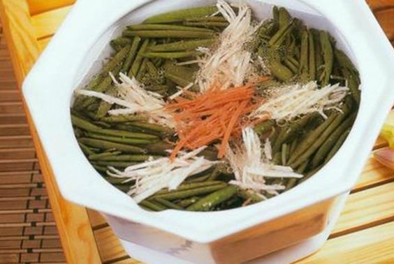 雞片蓴菜湯 雞片蓴菜湯