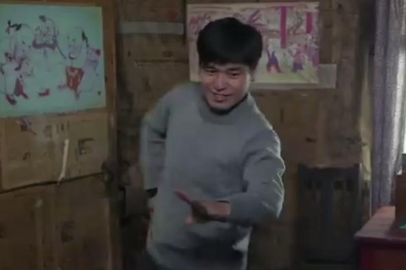 秋林(鄉村愛情劇《粘豆包》中的角色,由郭旺飾演。) 秋林(鄉村愛情劇《粘豆包》中的角色,由郭旺飾演。)