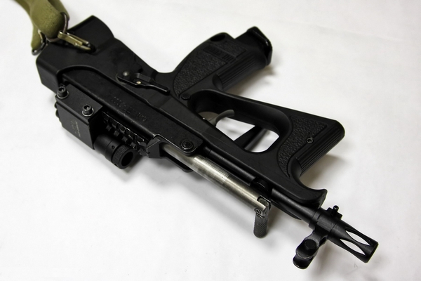 PP-2000衝鋒鎗