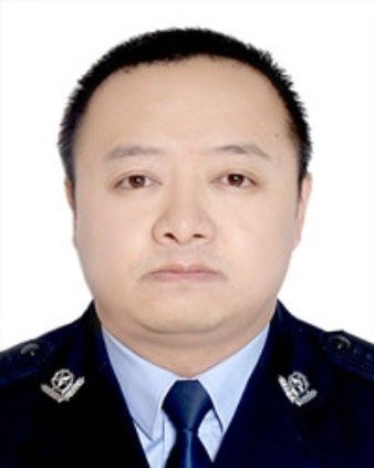 付偉(息烽縣公安局黨委委員、石硐派出所所長) 付偉(息烽縣公安局黨委委員、石硐派出所所長)