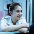 潘曉霜(電影《風平浪靜》中的虛構角色,由宋佳飾演。) 潘曉霜(電影《風平浪靜》中的虛構角色,由宋佳飾演。)