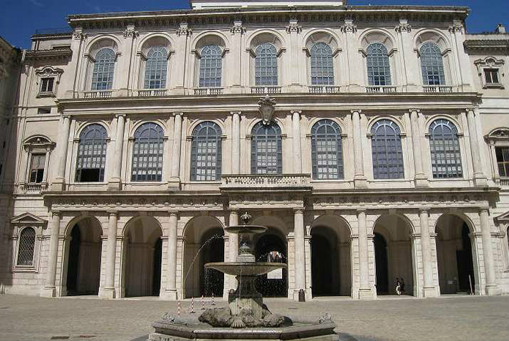 巴貝里尼宮