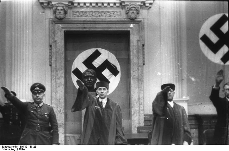 審判行刺希特勒人員的人民法庭