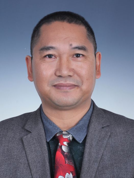 李忠良(玉溪市江川區委統戰部副部長、玉溪市江川區民宗局局長、一級主任科員) 李忠良(玉溪市江川區委統戰部副部長、玉溪市江川區民宗局局長、一級主任科員)