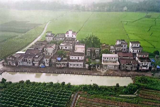 蓮溪里(廣東省江門市開平市赤坎鎮塘美行政村下轄自然村) 蓮溪里(廣東省江門市開平市赤坎鎮塘美行政村下轄自然村)