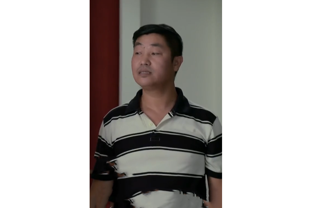 喬建斌(喜劇《收穫的季節》中的角色) 喬建斌(喜劇《收穫的季節》中的角色)