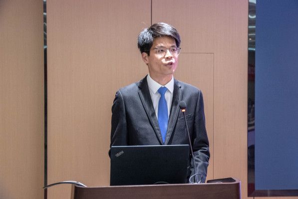 蘇凌峰(浙江大學博士生會執行主席) 蘇凌峰(浙江大學博士生會執行主席)
