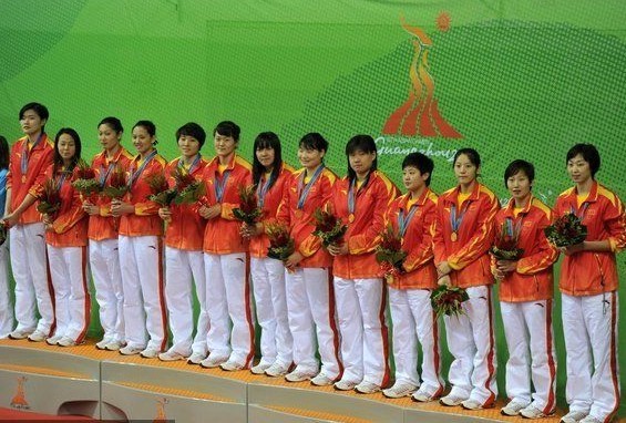 中國女子水球隊登上亞運會領獎台