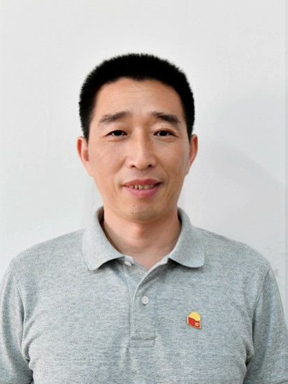 張榮華(合肥市瑤海區派駐紀檢監察組組長、區教體局黨委委員) 張榮華(合肥市瑤海區派駐紀檢監察組組長、區教體局黨委委員)