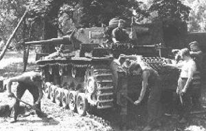 行軍駐紮當中的3號坦克