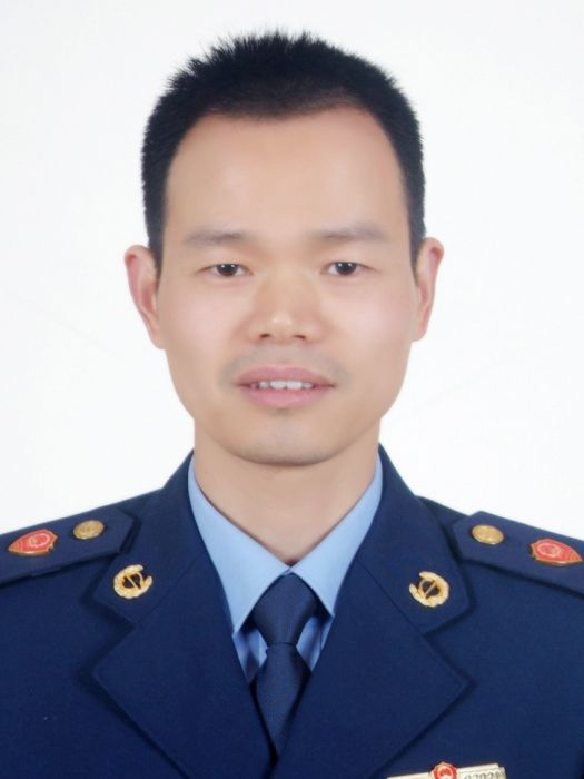 張建中(浙江省平湖市市場監督管理局黨委委員、副局長) 張建中(浙江省平湖市市場監督管理局黨委委員、副局長)