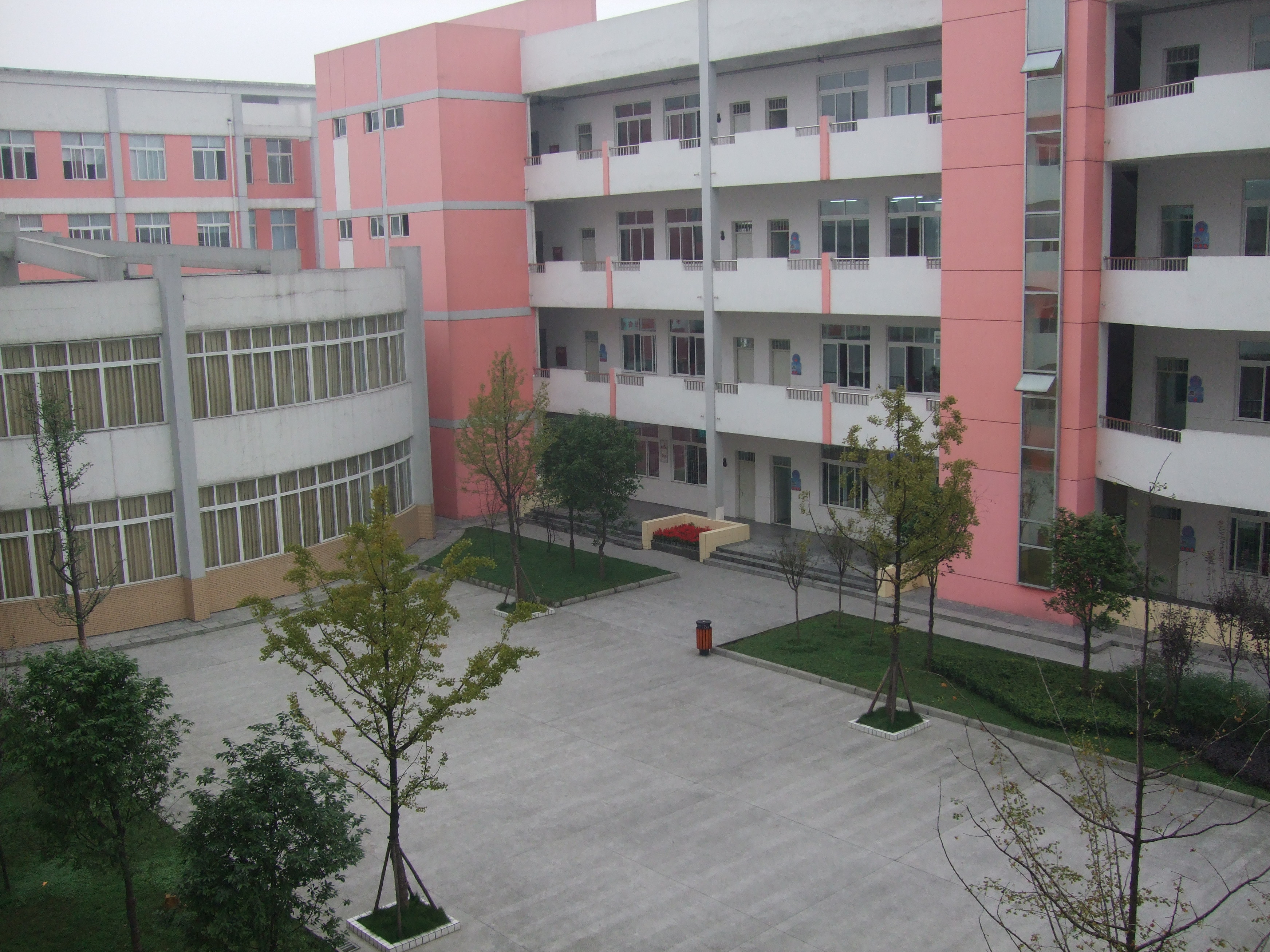溫江區實驗學校