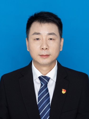 孫曙光(浙江省溫州市鹿城區司法局黨組成員、副局長) 孫曙光(浙江省溫州市鹿城區司法局黨組成員、副局長)