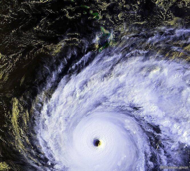 超級颶風約翰衛星雲圖