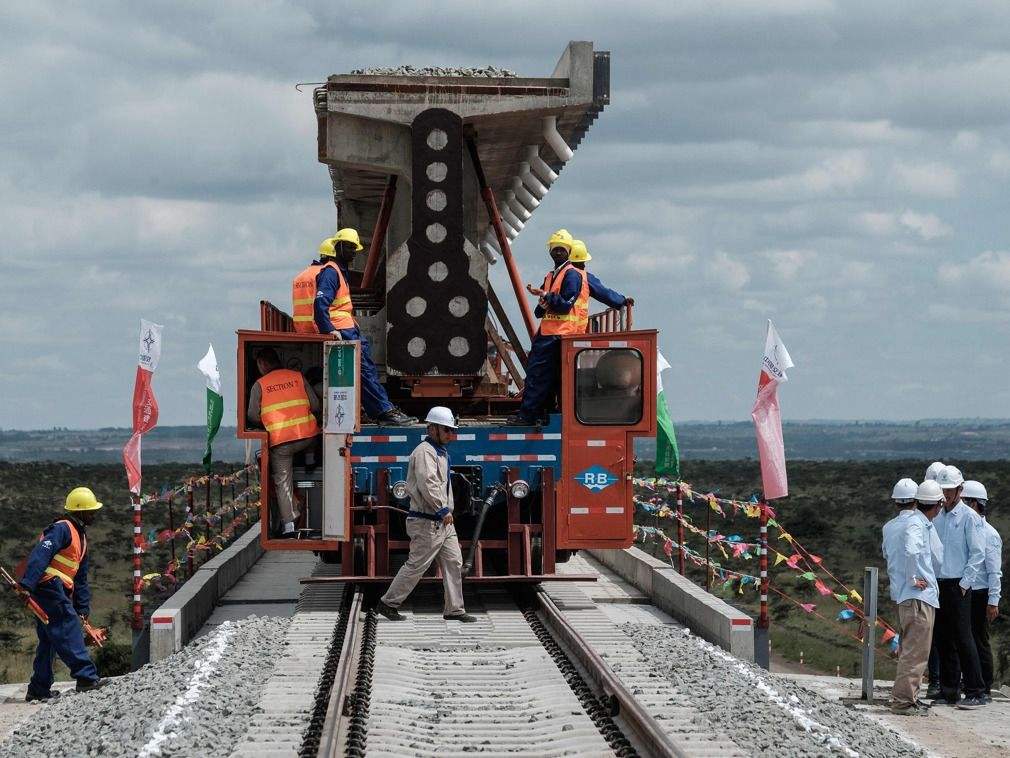 中國承建內馬鐵路項目
