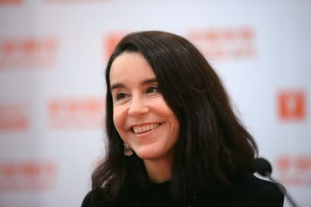 2009年塞莉亞.桑托斯在上海接受採訪
