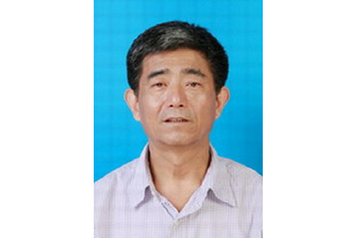 丁勇(儋州市第一中學校長、黨總支書記) 丁勇(儋州市第一中學校長、黨總支書記)