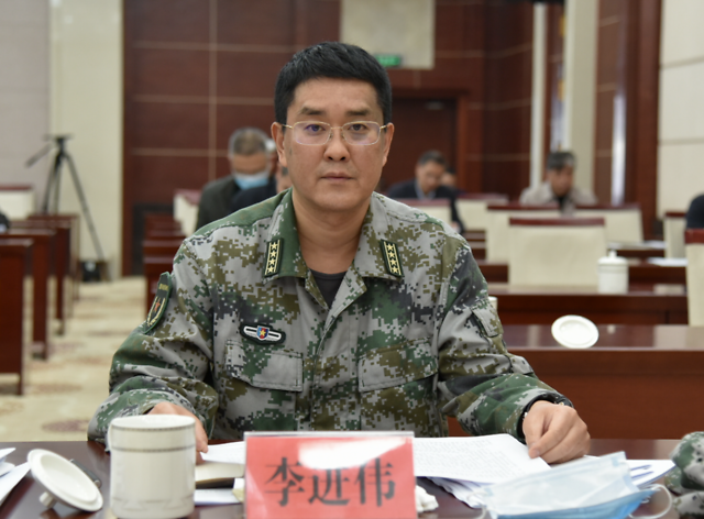 李進偉(江西省撫州市委常委、撫州軍分區黨委副書記、司令員) 李進偉(江西省撫州市委常委、撫州軍分區黨委副書記、司令員)