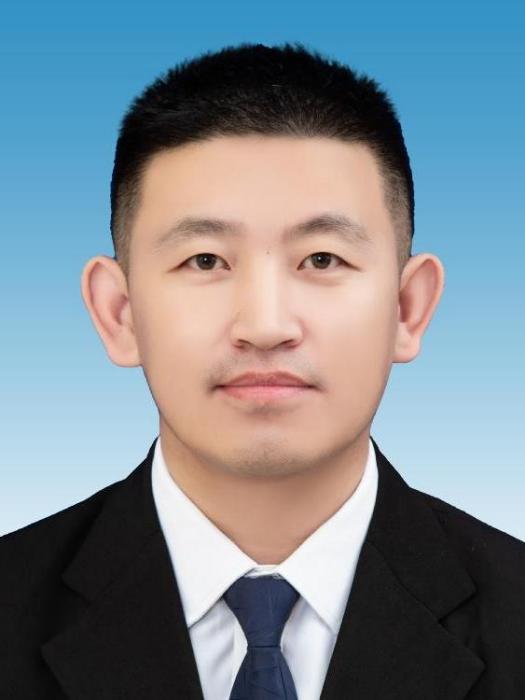 潘永(內蒙古自治區額爾古納市原紀委常委、辦公室主任) 潘永(內蒙古自治區額爾古納市原紀委常委、辦公室主任)