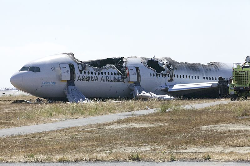 韓亞航空214號班機空難 墜毀經過 事故原因 乘客和機組人員 事後 爭議 類似事故 中文百科全書