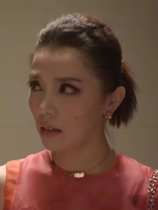 阿玲(電影《瘋狂72小時》中許三娜的閨蜜) 阿玲(電影《瘋狂72小時》中許三娜的閨蜜)