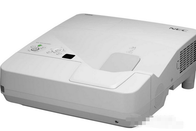 NEC UM330W+ NEC UM330W+