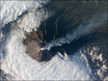 默拉皮火山的衛星照片