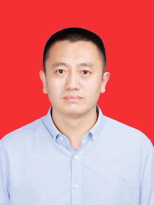 趙偉(江蘇省濱海縣八灘中學醫務室醫生、江蘇省見義勇為模範) 趙偉(江蘇省濱海縣八灘中學醫務室醫生、江蘇省見義勇為模範)