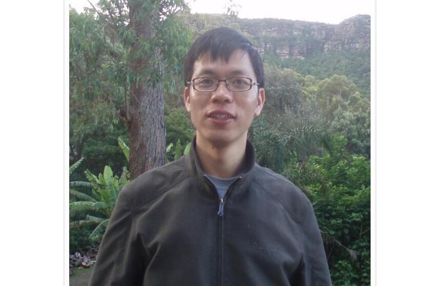 王小亻毛(清華大學教師) 王小亻毛(清華大學教師)