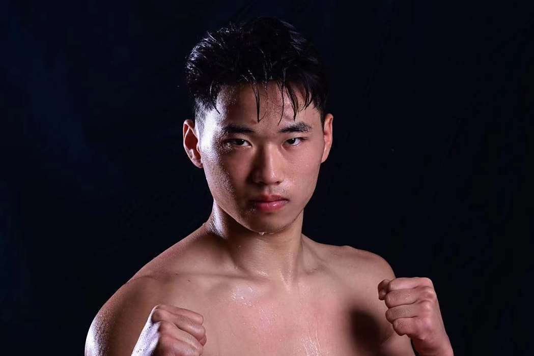 趙江龍(中國自由搏擊運動員) 趙江龍(中國自由搏擊運動員)