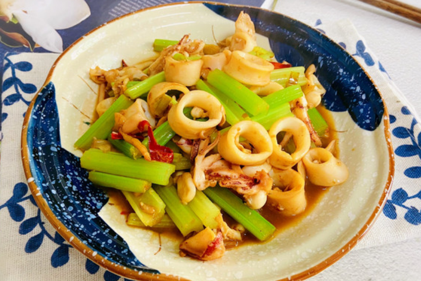 芹菜炒雙魷 芹菜炒雙魷