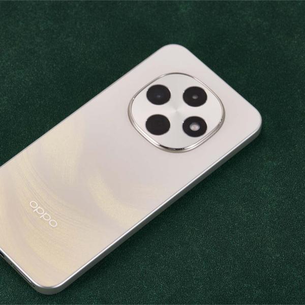 OPPO A6 Pro