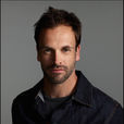 約翰尼·李·米勒(Jonny Lee Miller)