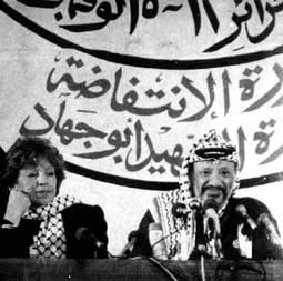 阿拉法特主席在阿爾及爾宣布巴勒斯坦國成立