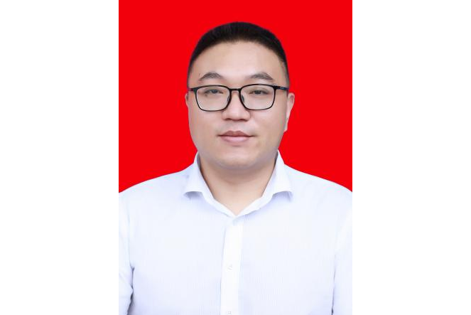 梁勇(江西理工大學冶金工程學院院長) 梁勇(江西理工大學冶金工程學院院長)