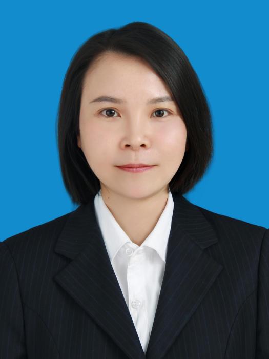 王玉輝(四川省眉山市青神縣統計局黨組成員、普查中心主任) 王玉輝(四川省眉山市青神縣統計局黨組成員、普查中心主任)