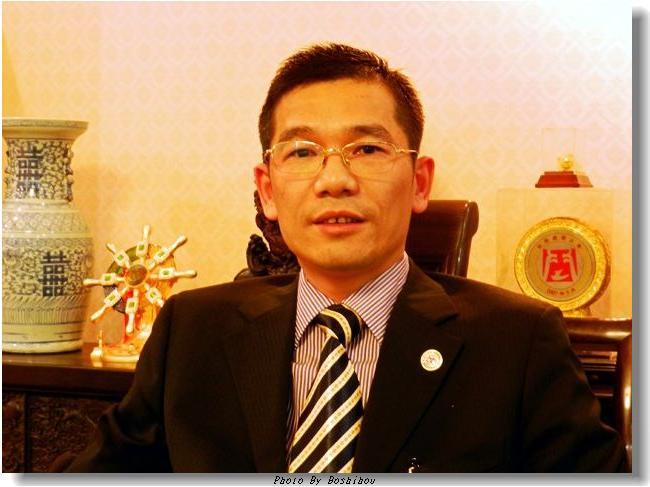封捷然 封捷然