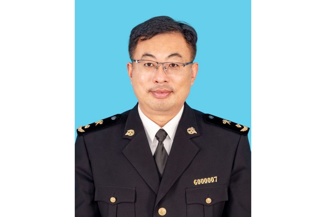 王俊(汕頭海關副關長、黨委委員)