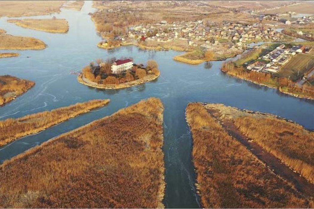 九龍口村(江蘇省建湖縣九龍口鎮下轄村) 九龍口村(江蘇省建湖縣九龍口鎮下轄村)
