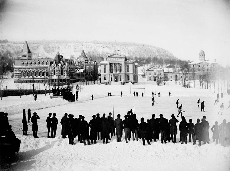 麥吉爾大學（拍攝於1884年）
