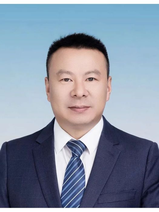 杜炳勝(雲南通威高純晶矽有限公司總經理) 杜炳勝(雲南通威高純晶矽有限公司總經理)