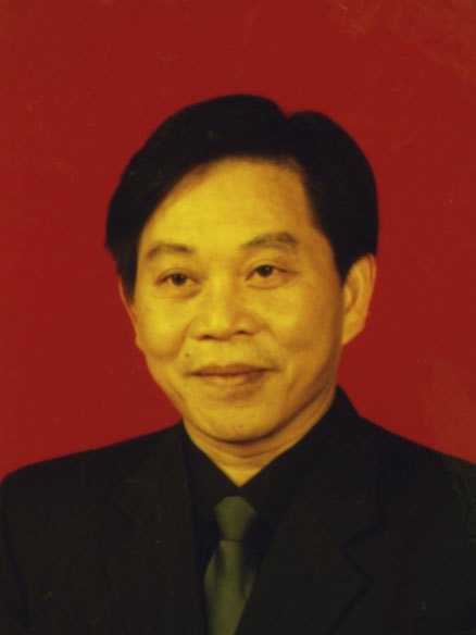 李振民(桂林市人大常委會原副主任) 李振民(桂林市人大常委會原副主任)