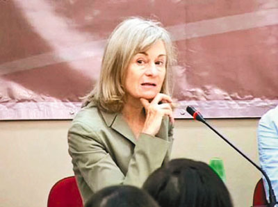 Jane Perlez
