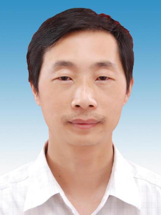 歐陽森(江西省宜春市銅鼓縣教育體育局黨委書記、原局長) 歐陽森(江西省宜春市銅鼓縣教育體育局黨委書記、原局長)