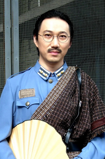 李春鵬(北京北電影視藝術學院表演系高級表演講師)