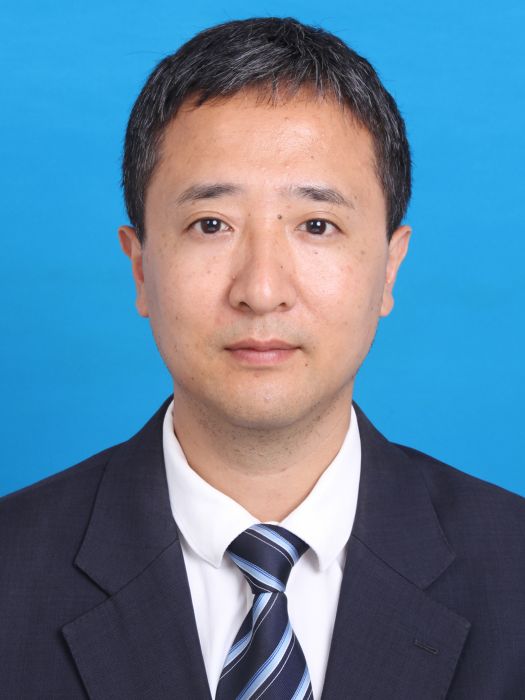 鄭維鋒(重慶市墊江縣民政局副局長) 鄭維鋒(重慶市墊江縣民政局副局長)
