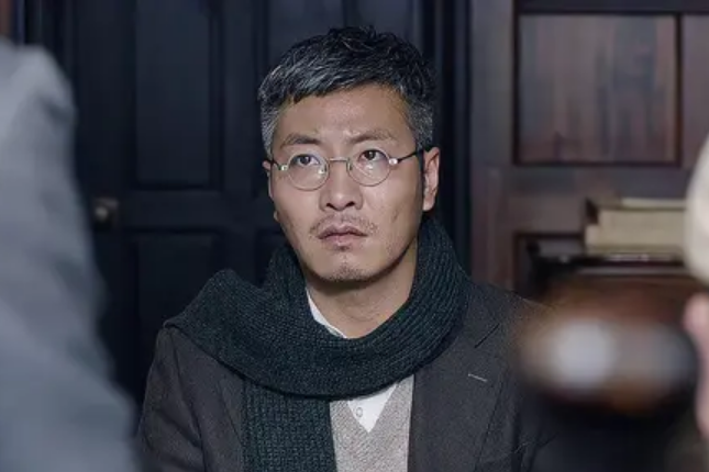 白駒(電視劇《獵人》中的反派角色) 白駒(電視劇《獵人》中的反派角色)
