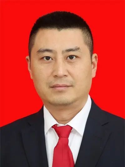 周波(江西省撫州市資溪縣行政審批局黨組成員、副局長) 周波(江西省撫州市資溪縣行政審批局黨組成員、副局長)
