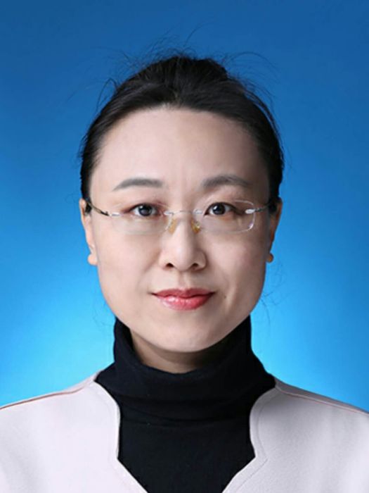 潘英男 潘英男
